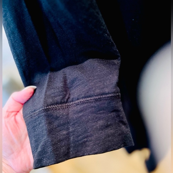 🆒🖤Massimo Supply Co. Long black  tunic top w/ round neck & 3/4 sleeves - Picture 7 of 9